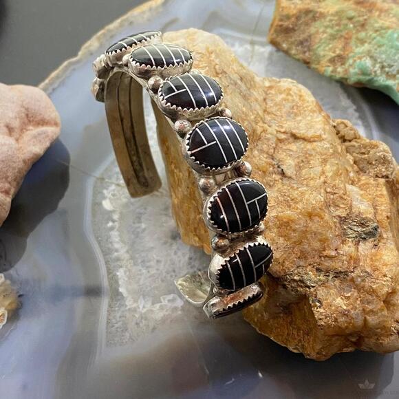 Vintage Native American Sterling Silver Channel Inlay Oval Onyx Bracelet - Picture 4 of 10